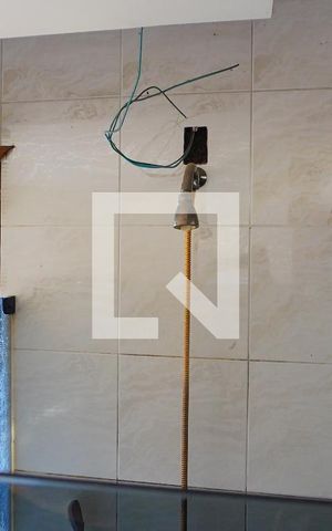 Casa para alugar com 400m², 3 quartos e 6 vagasBanheiro da Suíte