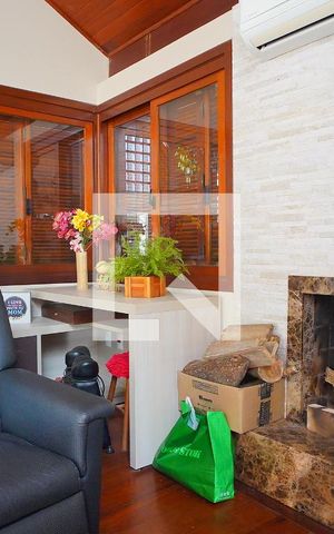 Casa para alugar com 400m², 3 quartos e 6 vagasSala