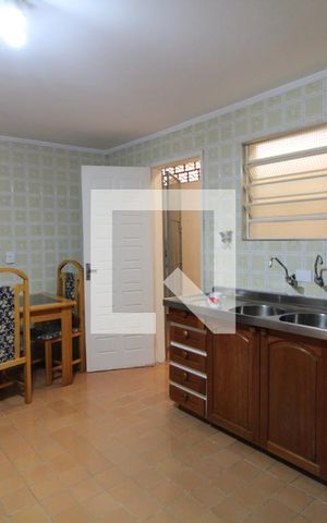 Casa à venda com 91m², 2 quartos e 2 vagasCozinha