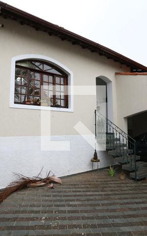 Casa à venda com 330m², 4 quartos e 3 vagasGaragem