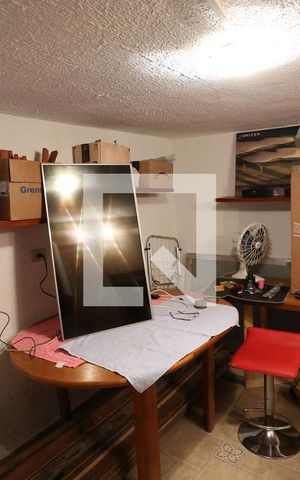 Casa à venda com 330m², 4 quartos e 3 vagasPorão
