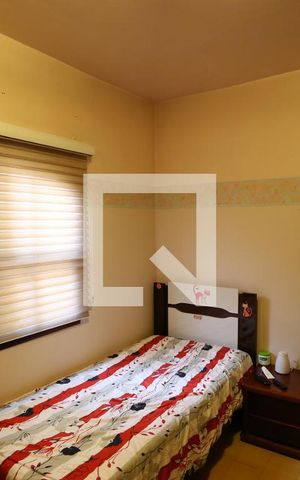Casa à venda com 330m², 4 quartos e 3 vagasQuarto 2 - Casa 1