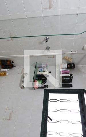 Casa à venda com 330m², 4 quartos e 3 vagasBanheiro 1 - Casa 1