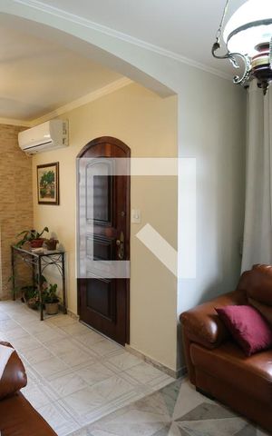 Casa à venda com 330m², 4 quartos e 3 vagasSala - Casa 1