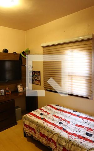 Casa à venda com 330m², 4 quartos e 3 vagasQuarto 2 - Casa 1