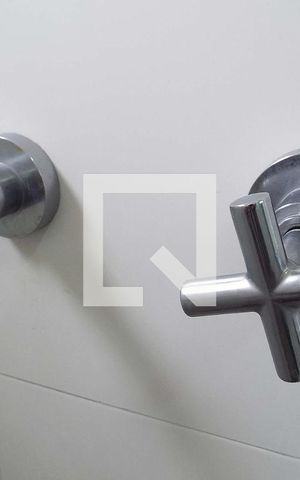 Apartamento à venda com 59m², 2 quartos e 1 vaga Apartamento à venda com 59m², 2 quartos e 1 vagaDetalhe do Banheiro