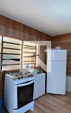 Casa à venda com 140m², 2 quartos e 2 vagasCozinha