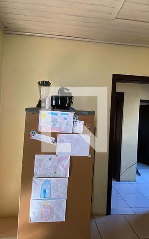 Casa à venda com 140m², 2 quartos e 2 vagasCozinha e Área de Serviço