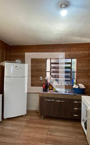 Casa à venda com 140m², 2 quartos e 2 vagasCozinha