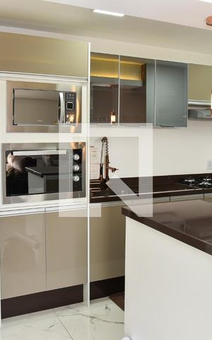 Apartamento à venda com 75m², 2 quartos e 1 vaga Apartamento à venda com 75m², 2 quartos e 1 vagaCozinha