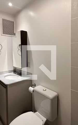 Apartamento à venda com 72m², 2 quartos e 1 vagaBanheiro Social