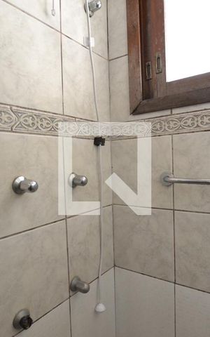 Casa à venda com 180m², 3 quartos e 3 vagasBanheiro
