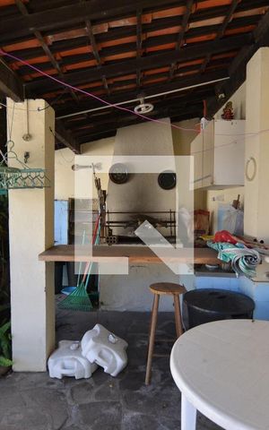 Casa à venda com 180m², 3 quartos e 3 vagasChurrasqueira