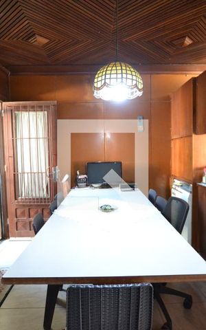 Casa à venda com 180m², 3 quartos e 3 vagasCopa