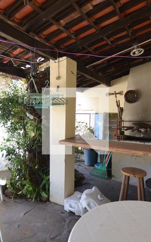 Casa à venda com 180m², 3 quartos e 3 vagasChurrasqueira