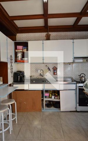 Casa à venda com 180m², 3 quartos e 3 vagasCozinha