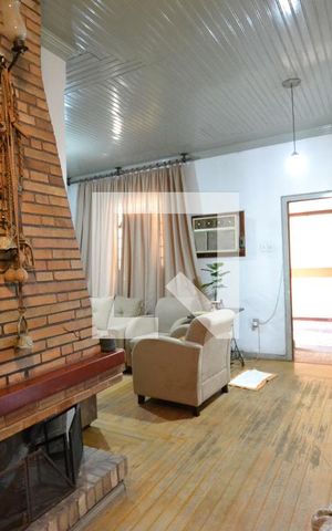 Casa à venda com 180m², 3 quartos e 3 vagasSala