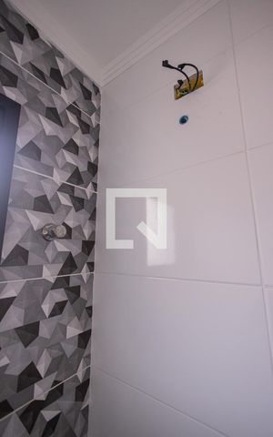 Apartamento à venda com 40m², 2 quartos e sem vaga Apartamento à venda com 40m², 2 quartos e sem vagaBanheiro Social