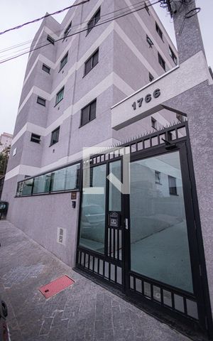 Apartamento à venda com 40m², 2 quartos e sem vaga Apartamento à venda com 40m², 2 quartos e sem vagaFachada