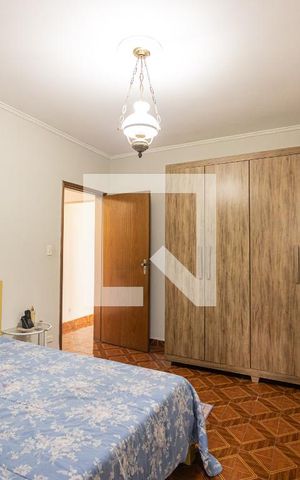 Casa à venda com 500m², 2 quartos e 4 vagas Casa à venda com 500m², 2 quartos e 4 vagasQuarto 2