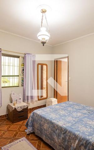 Casa à venda com 500m², 2 quartos e 4 vagas Casa à venda com 500m², 2 quartos e 4 vagasQuarto 2