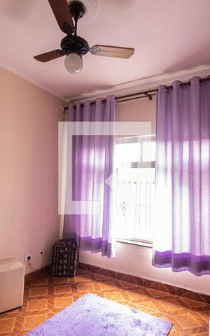 Casa à venda com 500m², 2 quartos e 4 vagas Casa à venda com 500m², 2 quartos e 4 vagasSala