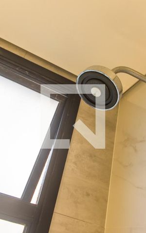 Apartamento para alugar com 112m², 2 quartos e 2 vagasDetalhe do Banheiro da Suite