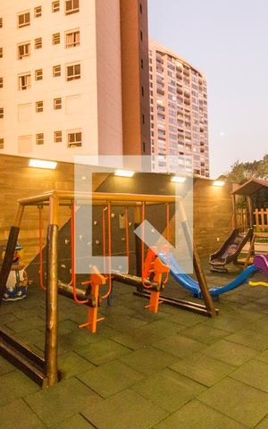 Apartamento para alugar com 112m², 2 quartos e 2 vagasÁrea Comum - Playground