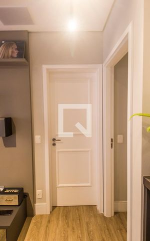 Apartamento para alugar com 112m², 2 quartos e 2 vagasDetalhe