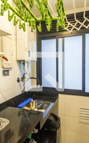Apartamento para alugar com 112m², 2 quartos e 2 vagasDetalhe cozinha