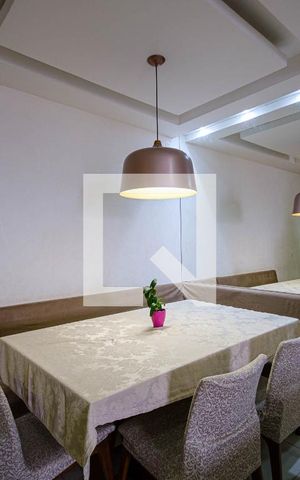Apartamento à venda com 81m², 3 quartos e 2 vagas Apartamento à venda com 81m², 3 quartos e 2 vagasSala