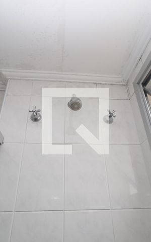 Apartamento à venda com 97m², 3 quartos e 2 vagasDetalhe banheiro