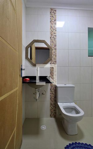 Casa à venda com 250m², 3 quartos e 6 vagasBanheiro Social