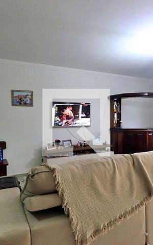 Casa à venda com 250m², 3 quartos e 6 vagasSala