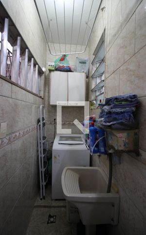 Apartamento à venda com 73m², 2 quartos e 1 vagaÁrea de Serviço