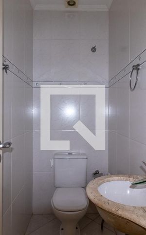 Casa de condomínio à venda com 120m², 3 quartos e 2 vagasLavabo