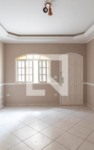 Casa de condomínio à venda com 120m², 3 quartos e 2 vagasSala