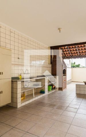 Casa à venda com 160m², 5 quartos e 2 vagasQuintal
