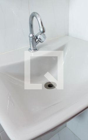 Casa à venda com 160m², 5 quartos e 2 vagasDetalhe - Banheiro 2