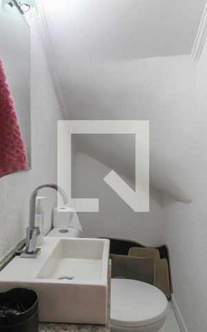 Casa de condomínio à venda com 80m², 2 quartos e 2 vagas Casa de condomínio à venda com 80m², 2 quartos e 2 vagasLavabo
