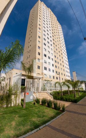 Apartamento à venda com 40m², 1 quarto e sem vaga Apartamento à venda com 40m², 1 quarto e sem vagaFachada
