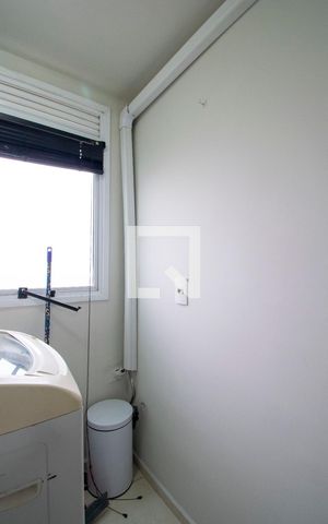Apartamento à venda com 60m², 2 quartos e 1 vaga Apartamento à venda com 60m², 2 quartos e 1 vagaÁrea de Serviço