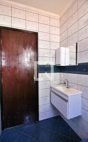 Casa à venda com 320m², 5 quartos e 10 vagasBanheiro