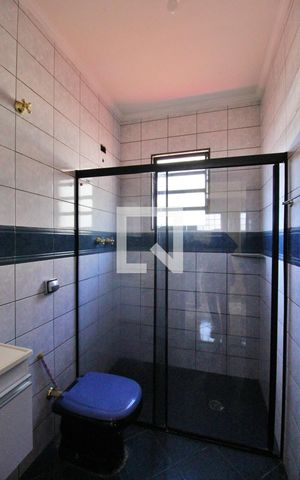 Casa à venda com 320m², 5 quartos e 10 vagasBanheiro