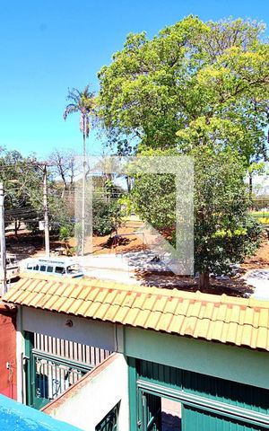 Casa à venda com 320m², 5 quartos e 10 vagasVista