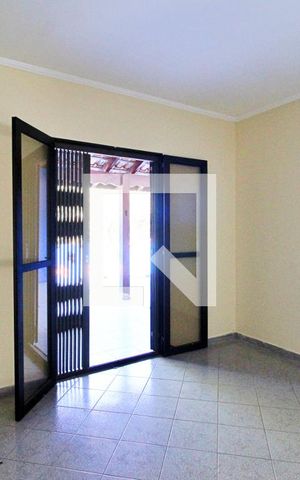 Casa à venda com 320m², 5 quartos e 10 vagasQuarto 5