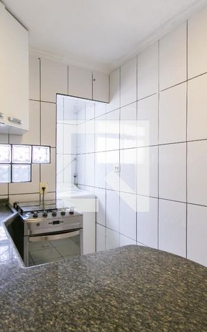 Apartamento à venda com 50m², 2 quartos e 1 vaga Apartamento à venda com 50m², 2 quartos e 1 vagaCozinha - Armários
