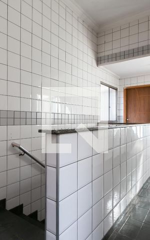 Apartamento à venda com 50m², 2 quartos e 1 vaga Apartamento à venda com 50m², 2 quartos e 1 vagaHall