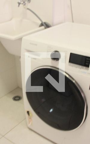 Apartamento à venda com 32m², 2 quartos e sem vagaSala/Cozinha