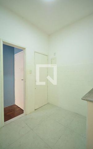 Apartamento à venda com 58m², 2 quartos e sem vagaCozinha